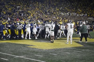 Weather Contrasts In College Football Playoff Games