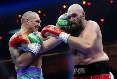 Oleksandr Usyk outpoints Tyson Fury again to retain heavyweight titles and end rivalry