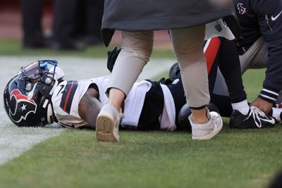 Texans WR Tank Dell suffered dislocated left kneecap