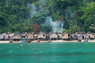 The ‘sea nomads’ forced to switch life on the ocean for land