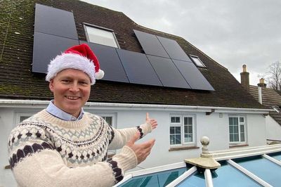 Lower housebuyers’ bills with solar panels on newbuild roofs, ministers urged