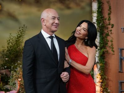 Jeff Bezos and Lauren Sanchez 'to wed' in lavish $600m Aspen ceremony after Christmas