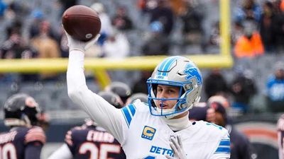 Lions Fans Break Out Into 'Jared Goff' Chants in Chicago