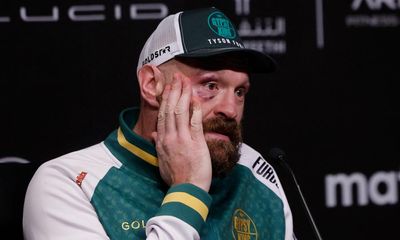 Time for Tyson Fury to consider leaving the stage after Usyk defeat dims aura