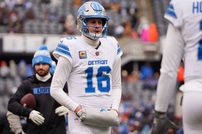 Jared Goff fakes fumbling, throws TD pass for Lions