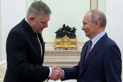 Slovak PM Fico On Surprise Visit To Kremlin