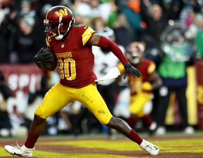 WATCH: Jayden Daniels finds Jamison Crowder to end Eagles’ 10-game winning streak