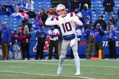 WATCH: Drake Maye takes top off Bills defense with touchdown pass