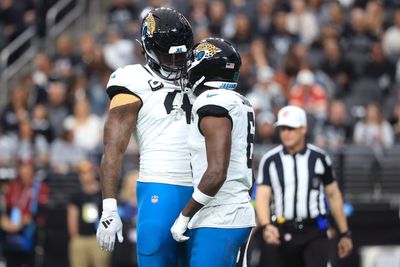 Two Jaguars starters exit injured vs. Raiders