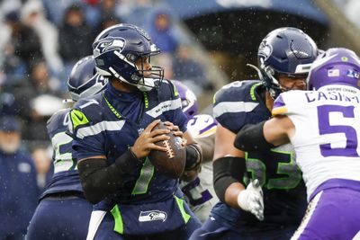 First half recap: Seahawks trail Vikings 17-14