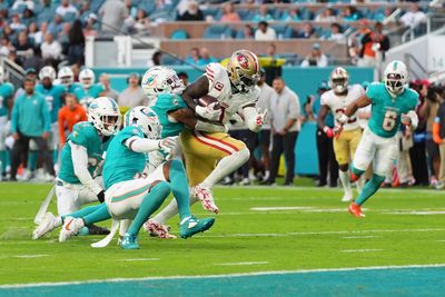 Deebo Samuel barrels through Dolphins for first TD since Week 6