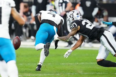 Raiders snap 10-game losing streak by beating Jaguars 19-14