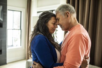 The longest, happiest marriages have these 6 defining traits