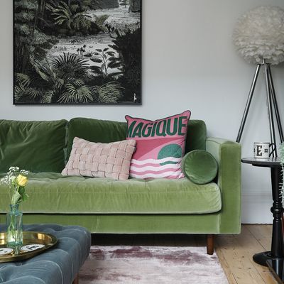 ‘Cosy’ is taking on a new look in 2025 – this is how your cosy living room is going to change in the new year