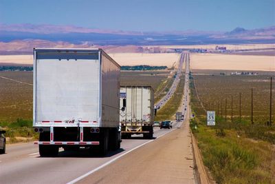 Rising Freight Rates: The Carrier's Comeback in a Shifting Market