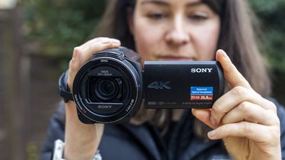 Sony AX43 review: the last vlogging handycam with big zoom appeal