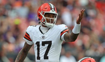 Committed to the tank: Browns name their starting QB vs Dolphins