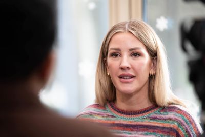 Ellie Goulding ‘in awe’ of Crisis’s work as she helps with Christmas services