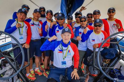 An all-Filipino crew is set to make history in the Sydney to Hobart yacht race