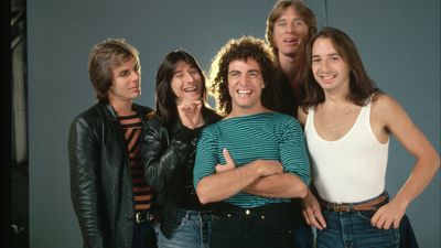 “He listened to the song and said, ‘Total crap!’”: How a classic ballad was rejected by one singer before Journey transformed it into a monster hit