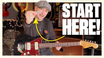 How to hold the guitar, pick strings and fret your first note! Beginners guitar lesson 1