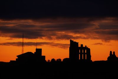 Met Office forecasts ‘green Christmas’ with no snow or frost expected in UK