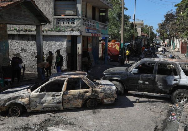 Haiti gangs fire on journalists covering a planned hospital reopening, leaving casualties