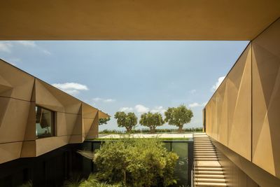 A multifaceted Beverly Hills house puts the beauty of potentiality in the frame