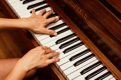 Best portable piano keyboards to play anywhere, anytime