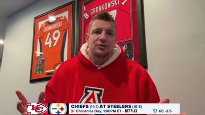 Rob Gronkowski Makes Bold Statement on Travis Kelce’s Future With Chiefs