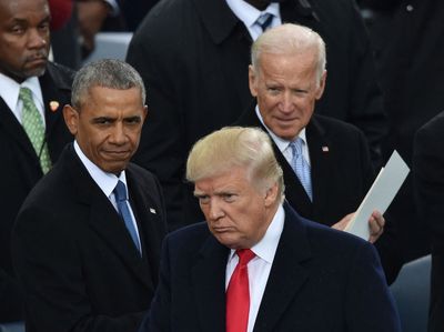 Trump aims dig at Obama in bizarre hour-long Christmas Day Truth Social posting spree