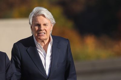 Former Abercrombie & Fitch CEO Accused Of Sex Trafficking Alleges He Has Dementia To Avoid Trial