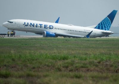 Body found in wheel well of United Airline plane after landing in Hawaii