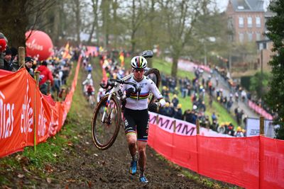 How to watch Cyclocross World Cup Gavere: Live streams, TV channels, schedule