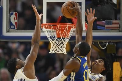 Lakers Edge Warriors In Thrilling Christmas Day Showdown