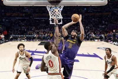 Lebron James Leads Lakers To Victory After Anthony Davis Injury