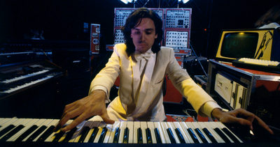 How to create Jean-Michel Jarre-style phasing with delay in your DAW using a free synth!