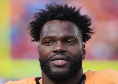 Dolphins allow ex-Broncos pass rusher to unretire and return to NFL