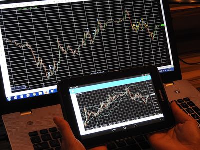 Stocks Pressured by Higher Bond Yields