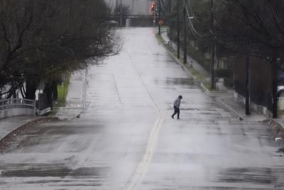 Texas Flights Delayed And Canceled Due To Severe Weather