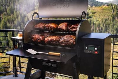 Broncos QB Bo Nix gifts Traeger smoker grills to offensive linemen