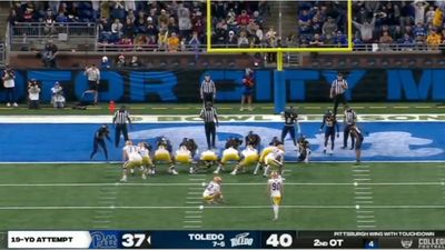 Fans Roast Pitt's Pat Narduzzi for Gutless Field Goal in OT in GameAbove Sports Bowl