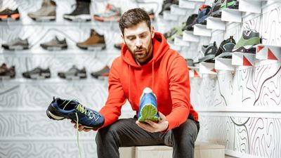 5 tips to save money on buying running shoes