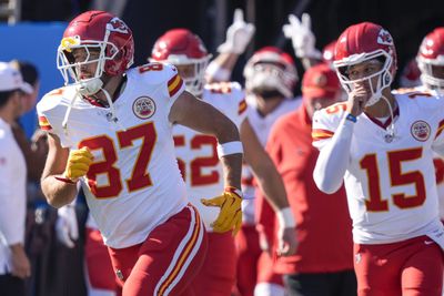 Chiefs QB Patrick Mahomes reacts to Travis Kelce’s record breaking Week 17: ‘I wanted to do it at Arrowhead’