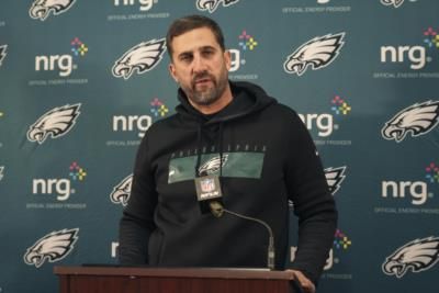 Eagles Coach And Commanders Tight End Clear The Air