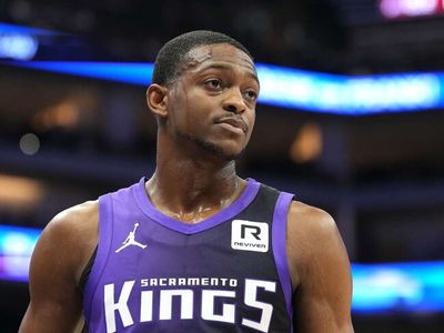 De’Aaron Fox Appears To Be Checked Out After Kings Tough Loss