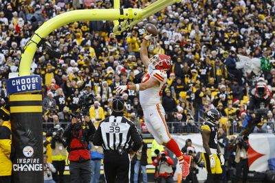 Every record set, milestone achieved by Chiefs TE Travis Kelce in Week 17