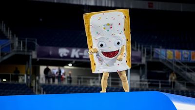 Pop-Tarts Bowl Reveals Perfectly On-Brand Sidelines Ahead of Miami-Iowa State