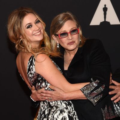 Billie Lourd Writes Beautifully About Grief on 8th Anniversary of Mom Carrie Fisher's Passing