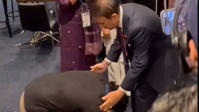 Watch: Nitish Reddy's father touches Sunil Gavaskar's feet, gets a warm hug from the legend